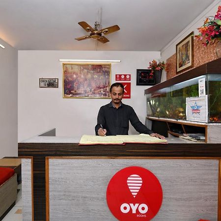 Oyo 3519 Hotel Garden Inn Варанаси Екстериор снимка