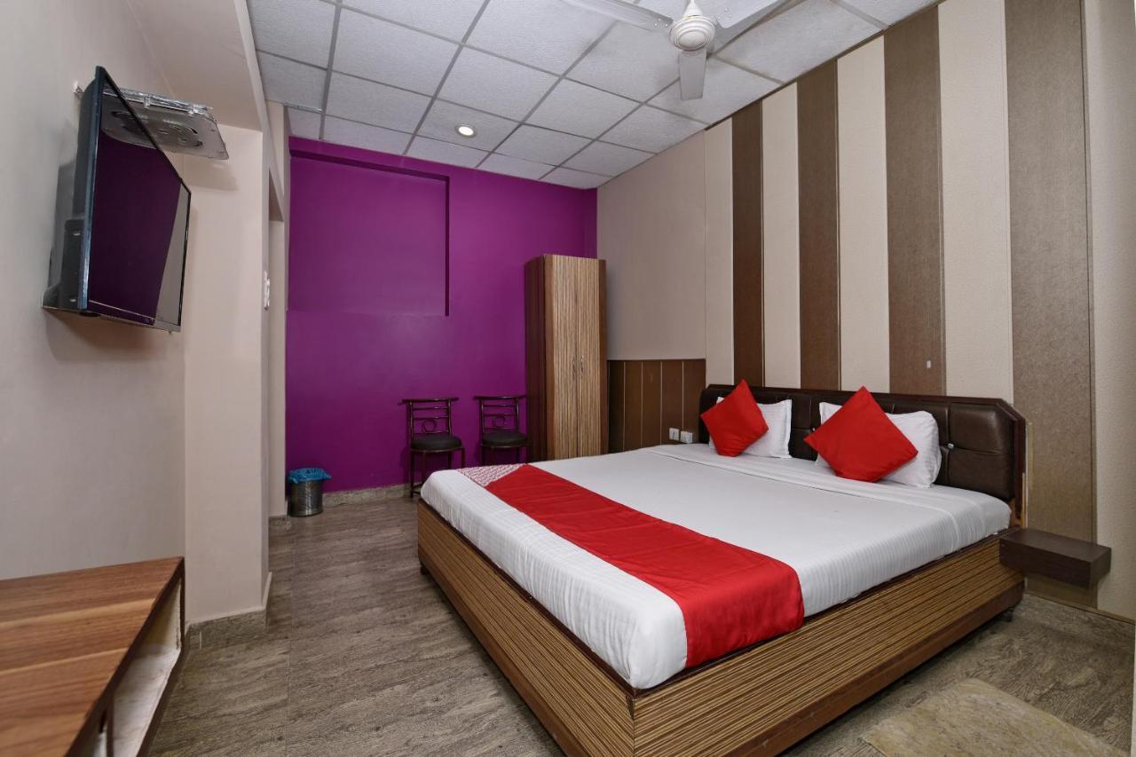 Oyo 3519 Hotel Garden Inn Варанаси Екстериор снимка