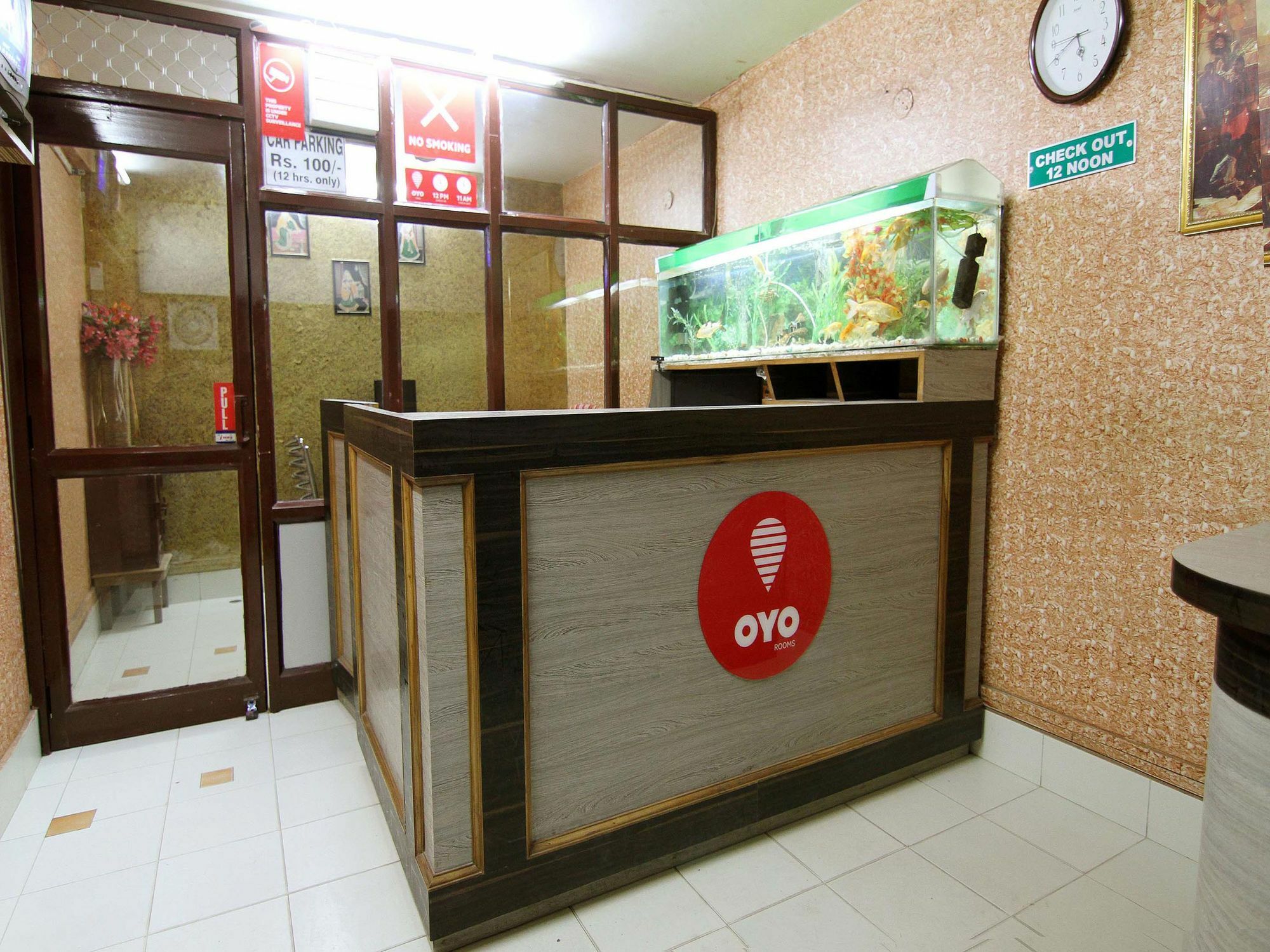 Oyo 3519 Hotel Garden Inn Варанаси Екстериор снимка