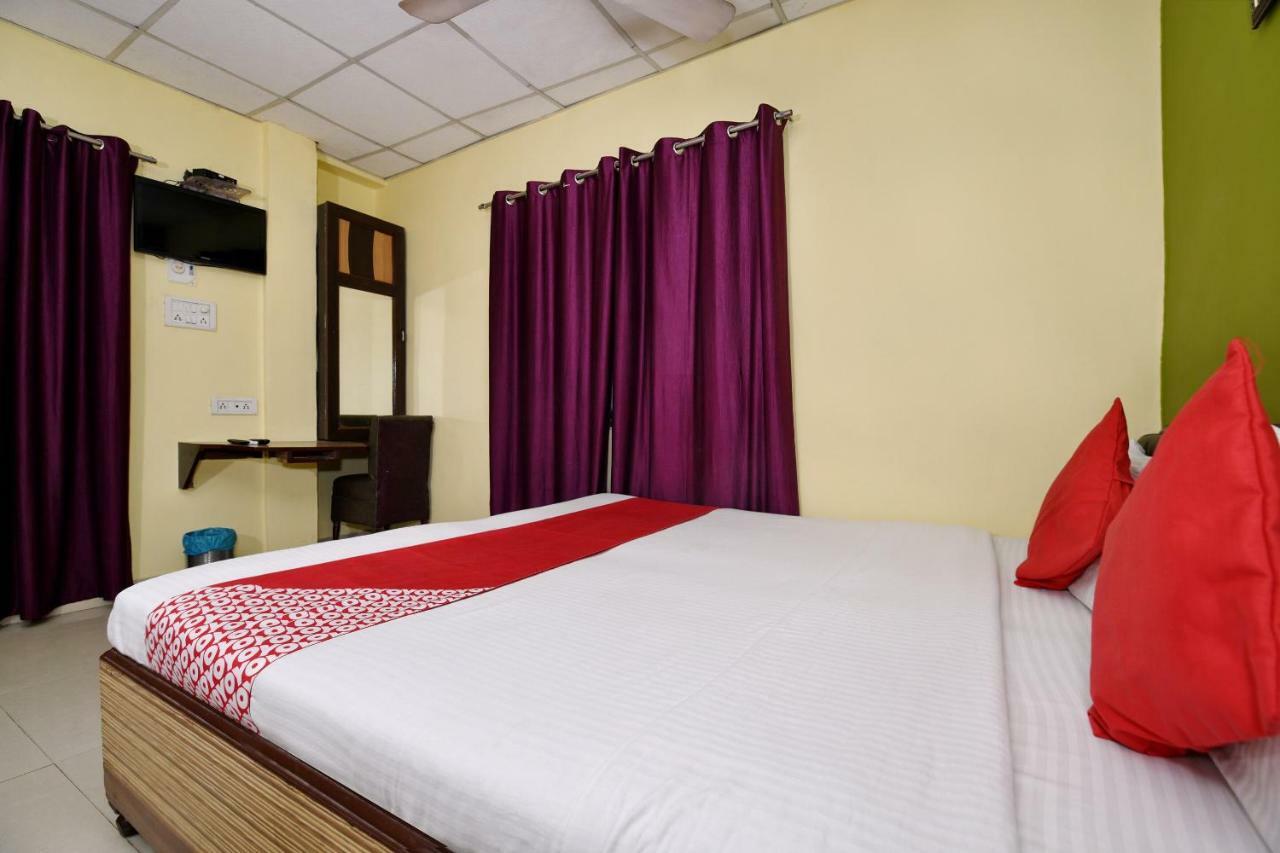 Oyo 3519 Hotel Garden Inn Варанаси Екстериор снимка