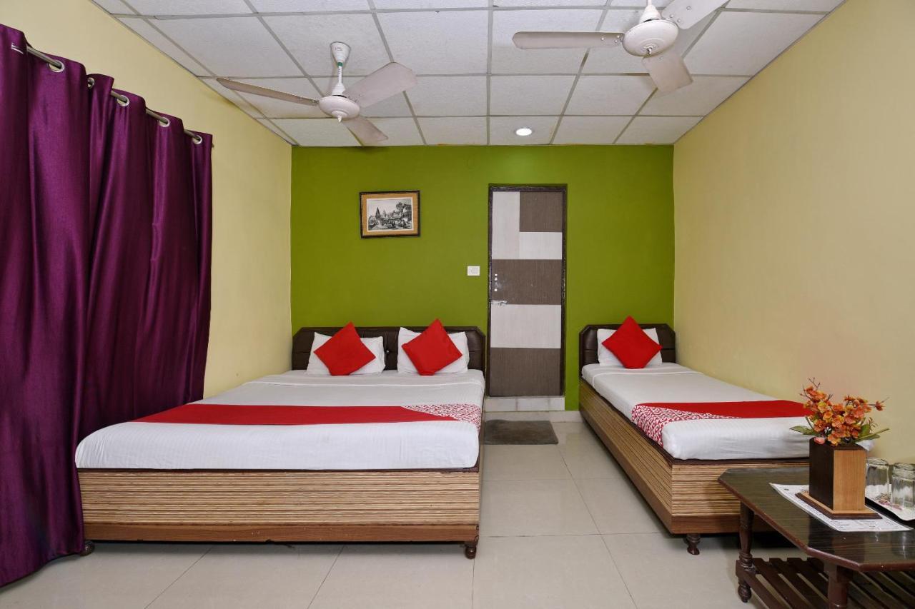 Oyo 3519 Hotel Garden Inn Варанаси Екстериор снимка